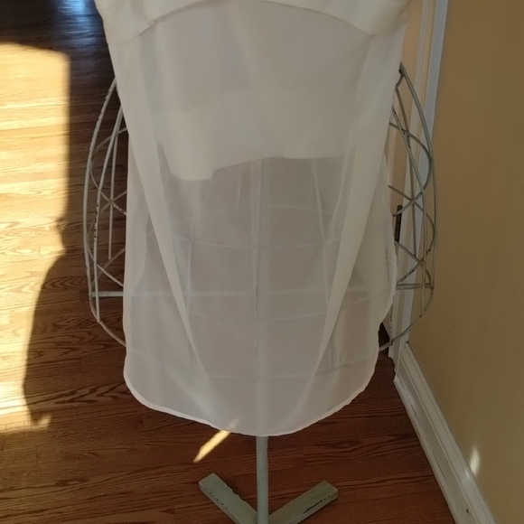 Zara Sleeveless Cream Top - Picture 7 of 15